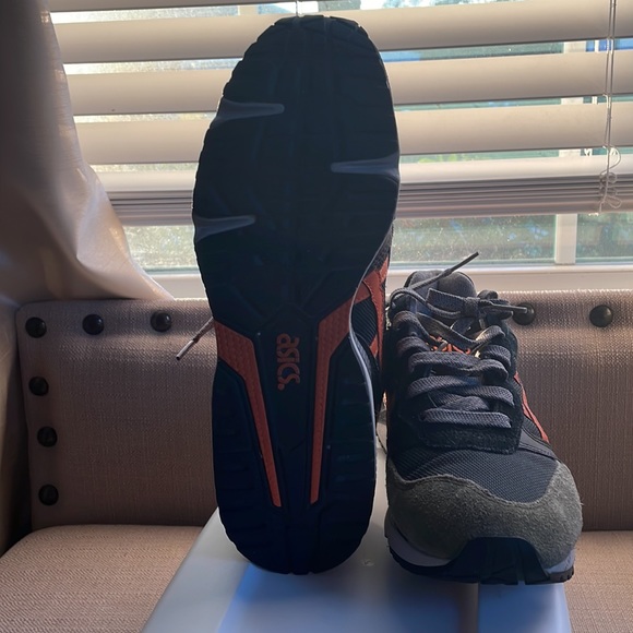 Men ASICS size9 - Picture 7 of 12